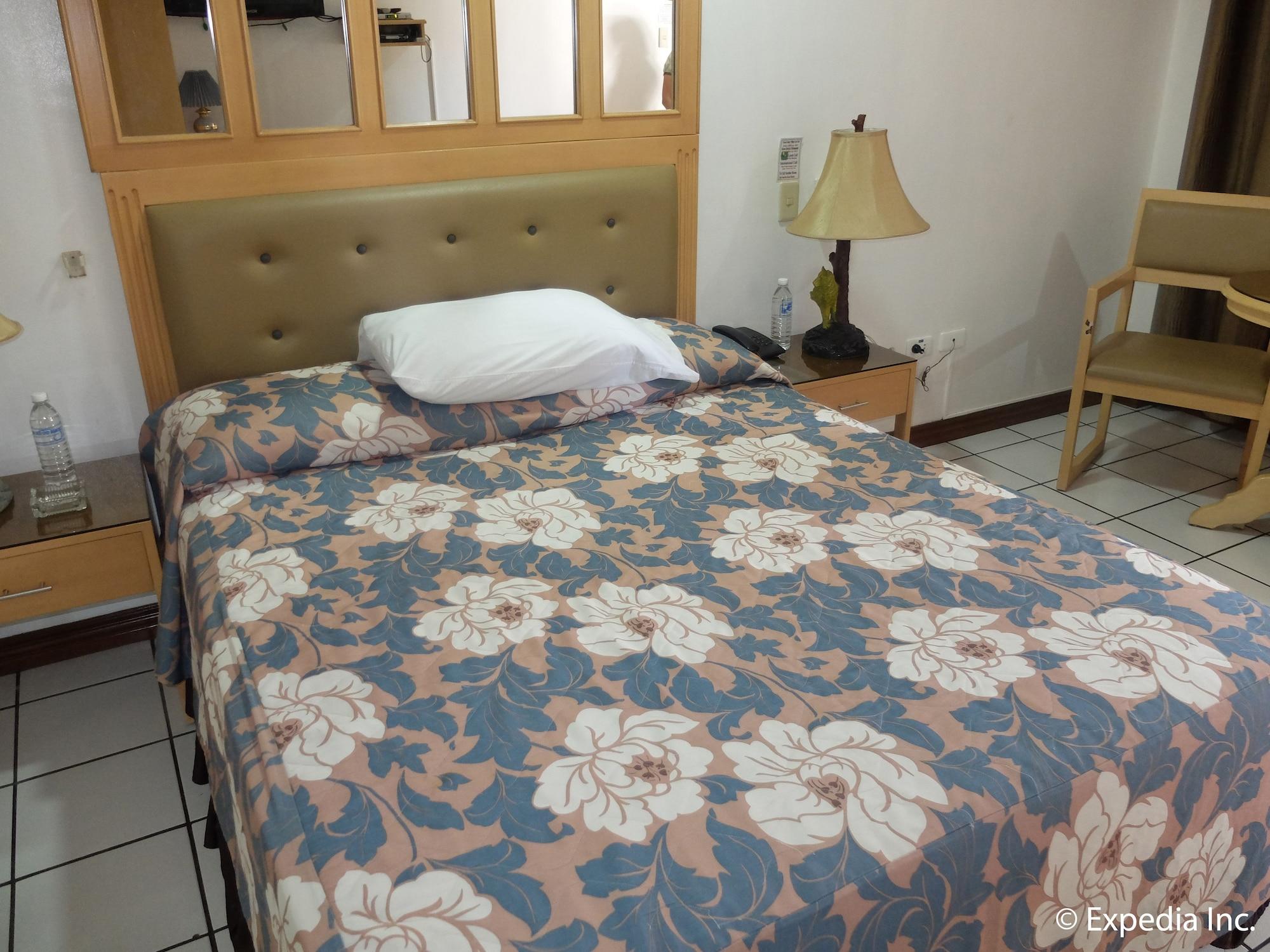 Orchid Hotel 3*