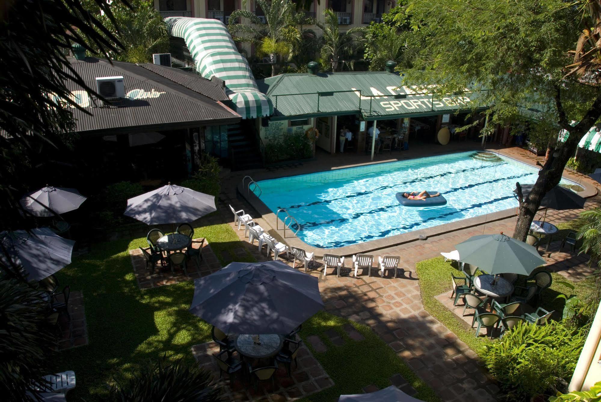 Orchid Hotel 3*