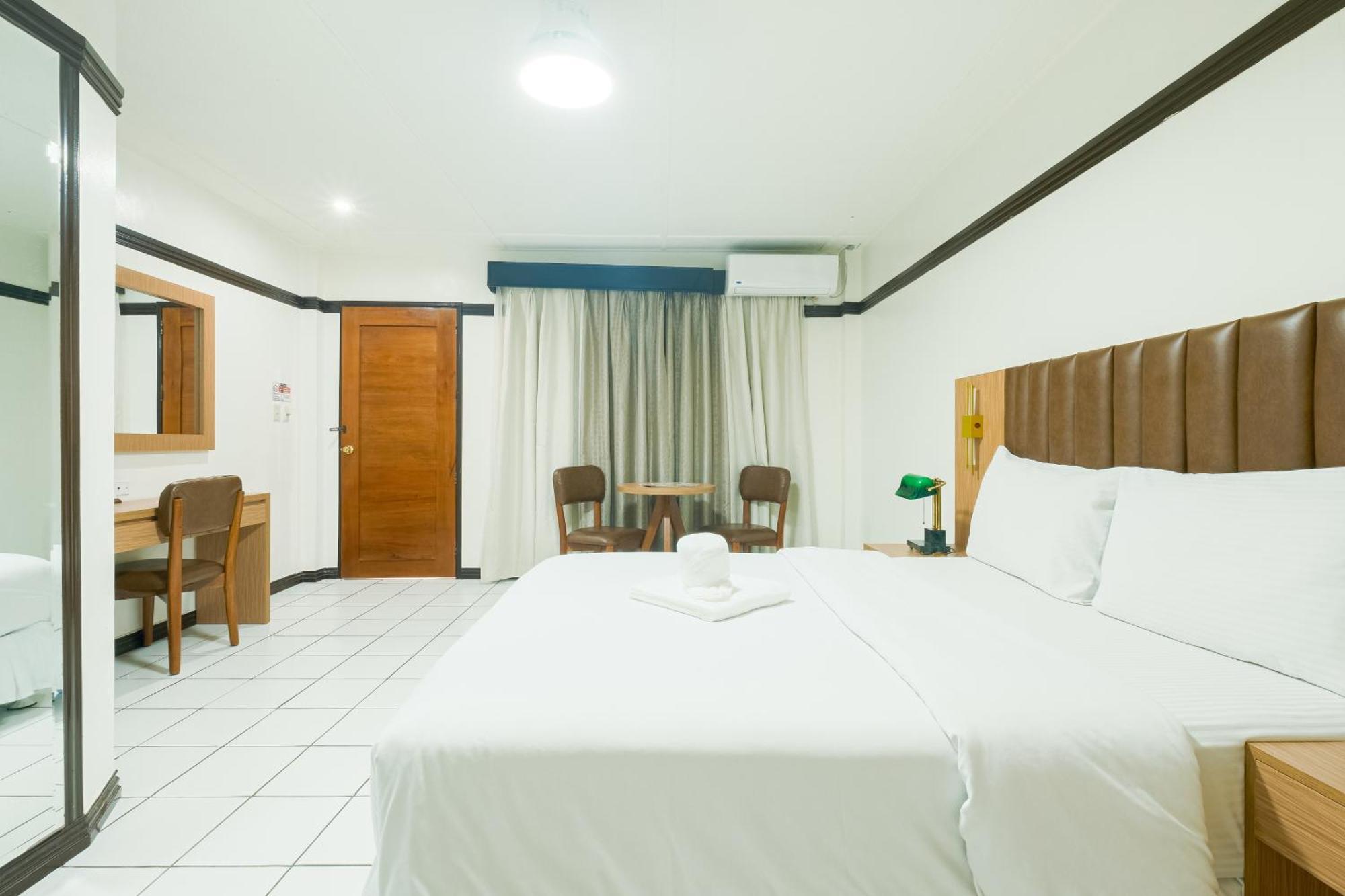 Hotel Orchid Angeles