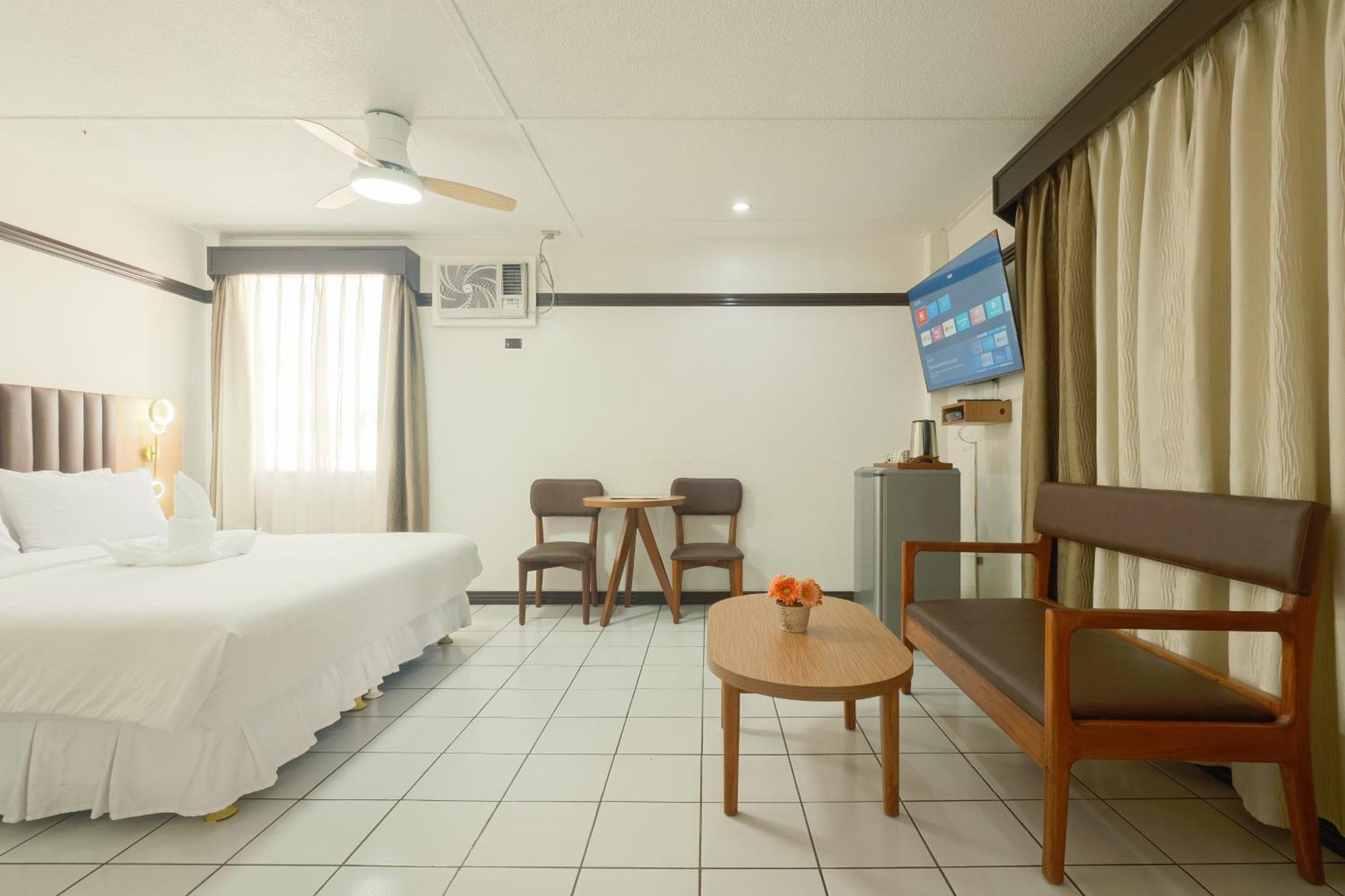Orchid Hotel Angeles