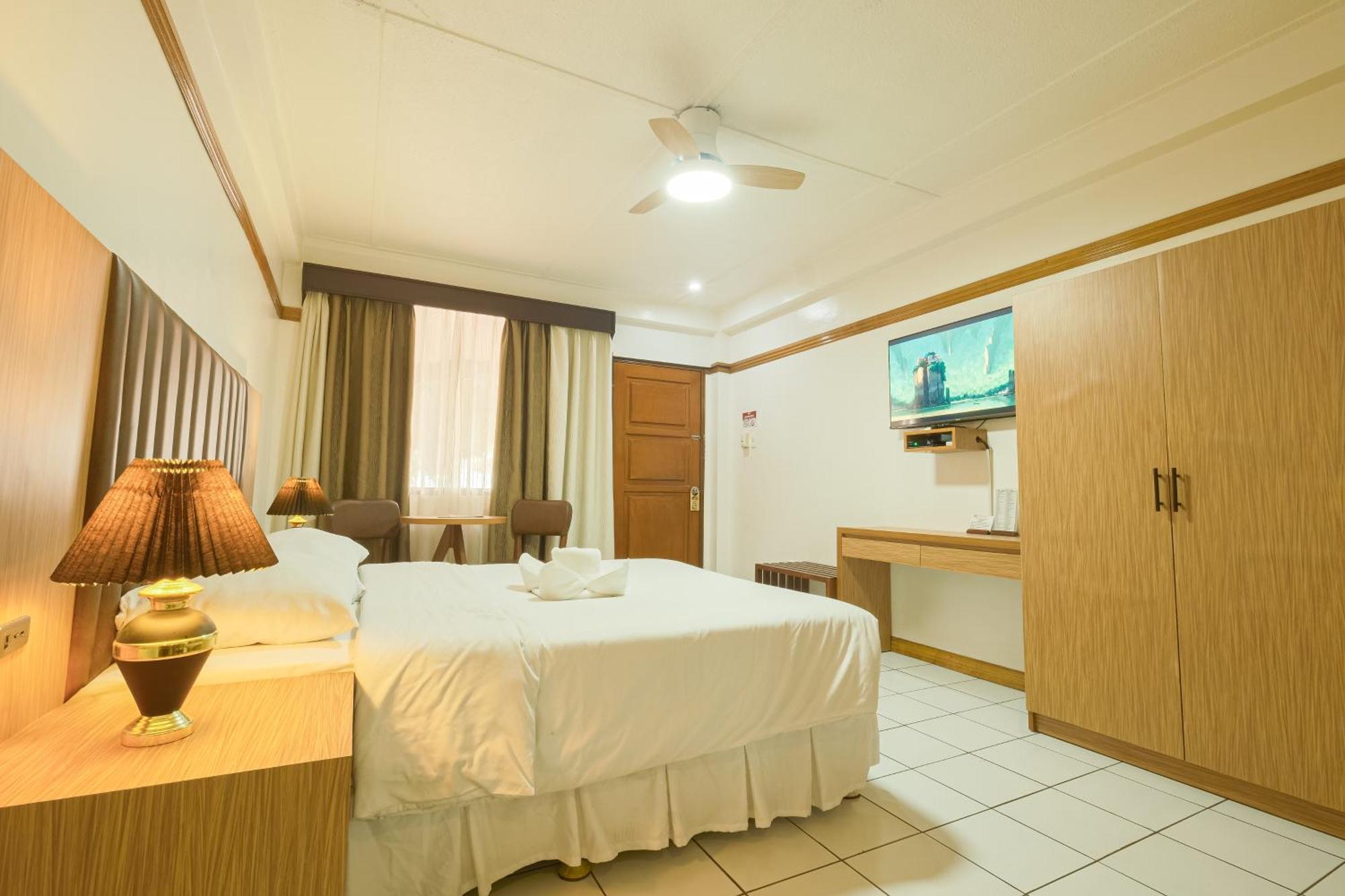 Orchid Hotel